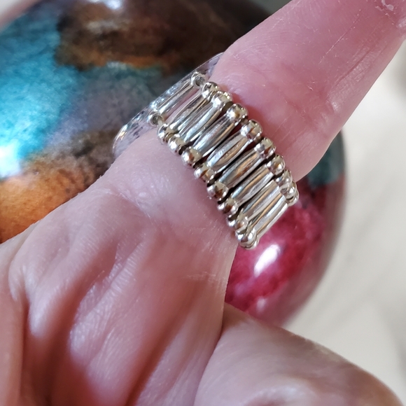 White Stone Silver Tone Stretch Band  💥3 for $24💥 - Picture 15 of 16